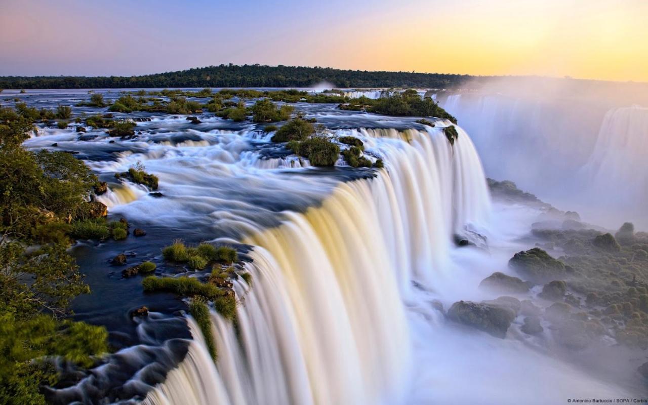 Falls Plaza Hotel Foz do Iguacu Exterior photo